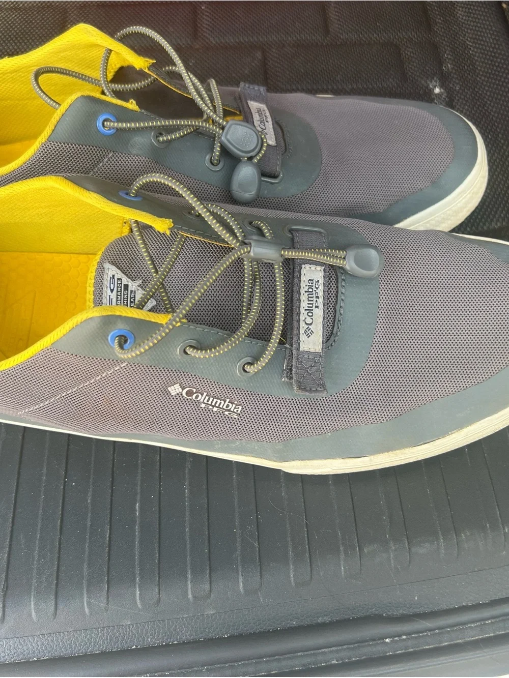 Columbia Men's Gray and Yellow Slip-On Loafers